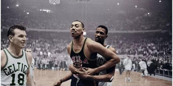 NBA单场奇葩数据，张伯伦上场44分钟零出手只得1分，他为何这样做