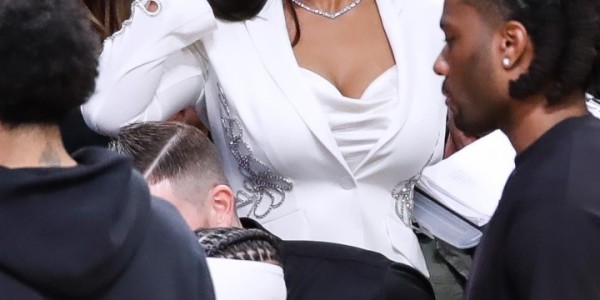 leyu-火箭有机会夺冠吗？美女记者：有杜兰特的球队就有机会