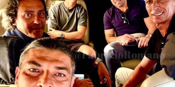 乐鱼体育官网-奥尔莫快来了，巴萨能给他注册吗？尼科还买不买了？